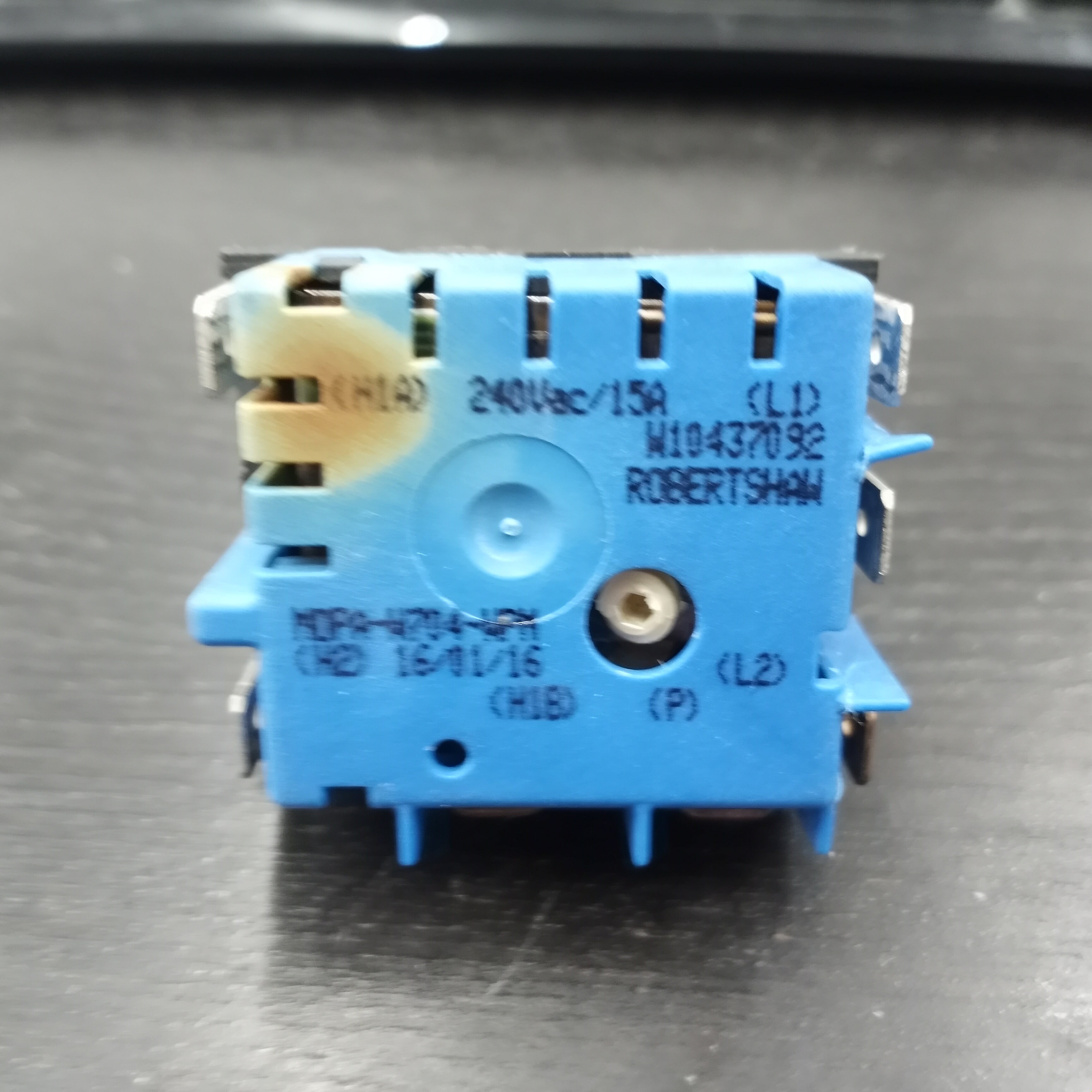 Whirlpool Range Dual Infinite Switch W10437092 (5055073066) Whirlpool Range Dual Infinite Switch W10437092 (5055073066)